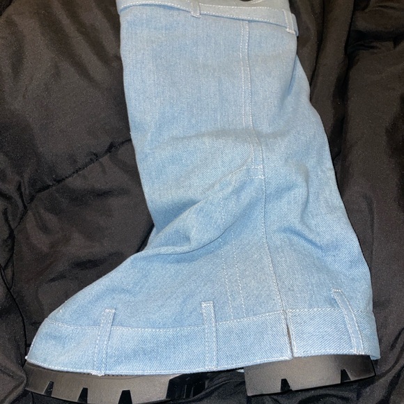 Powder Blue Avant-Garde Mid-Calf Boots with Unique Shape and Zippers - Picture 2 of 2